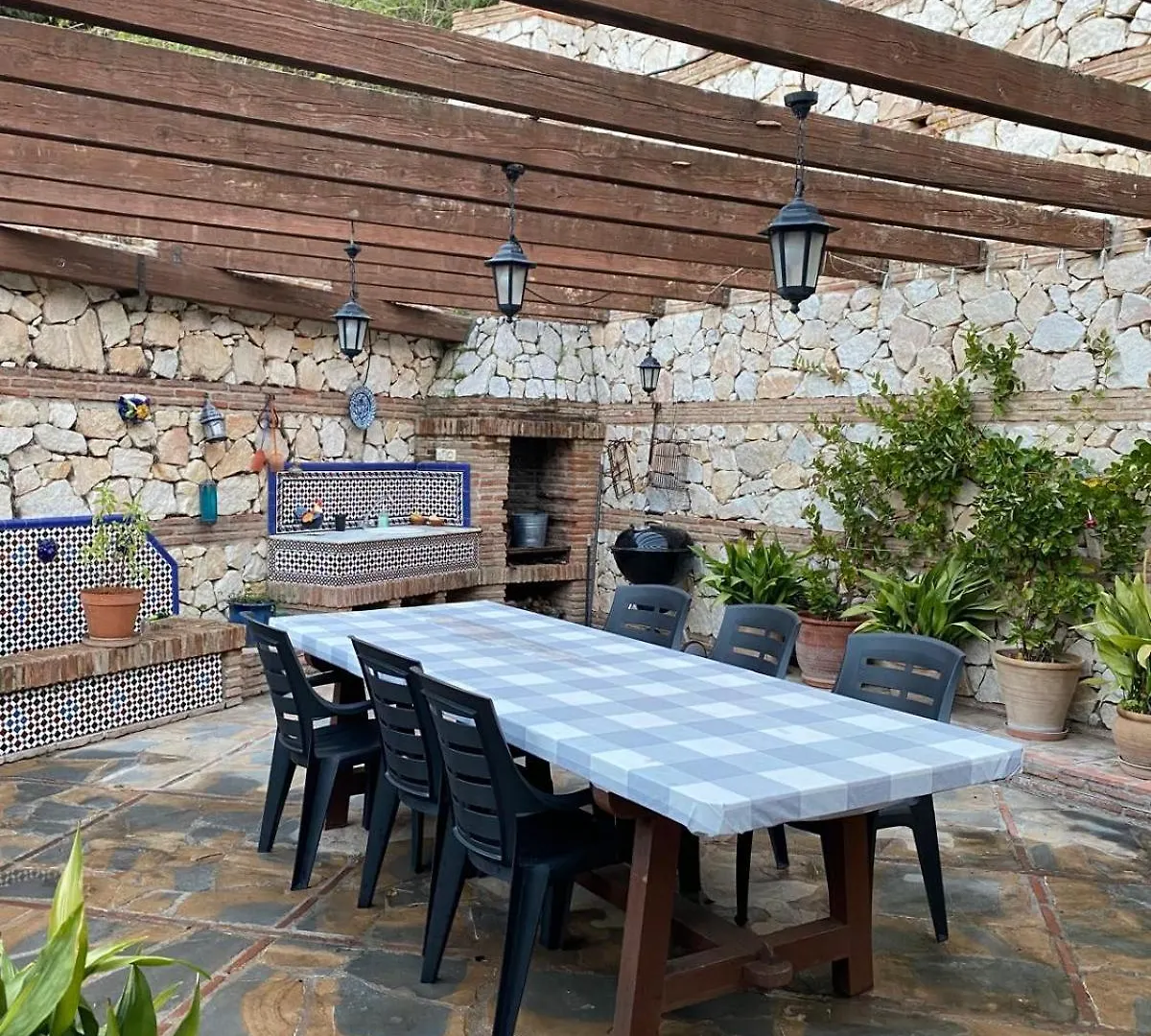 Luxury Villa Ana, מיחאס